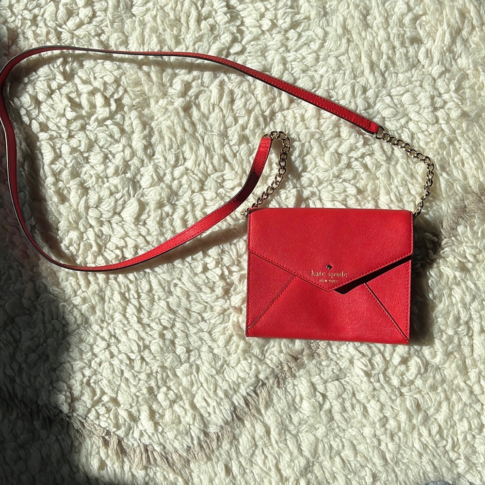 Kate spade envelope clutch with detachable strap